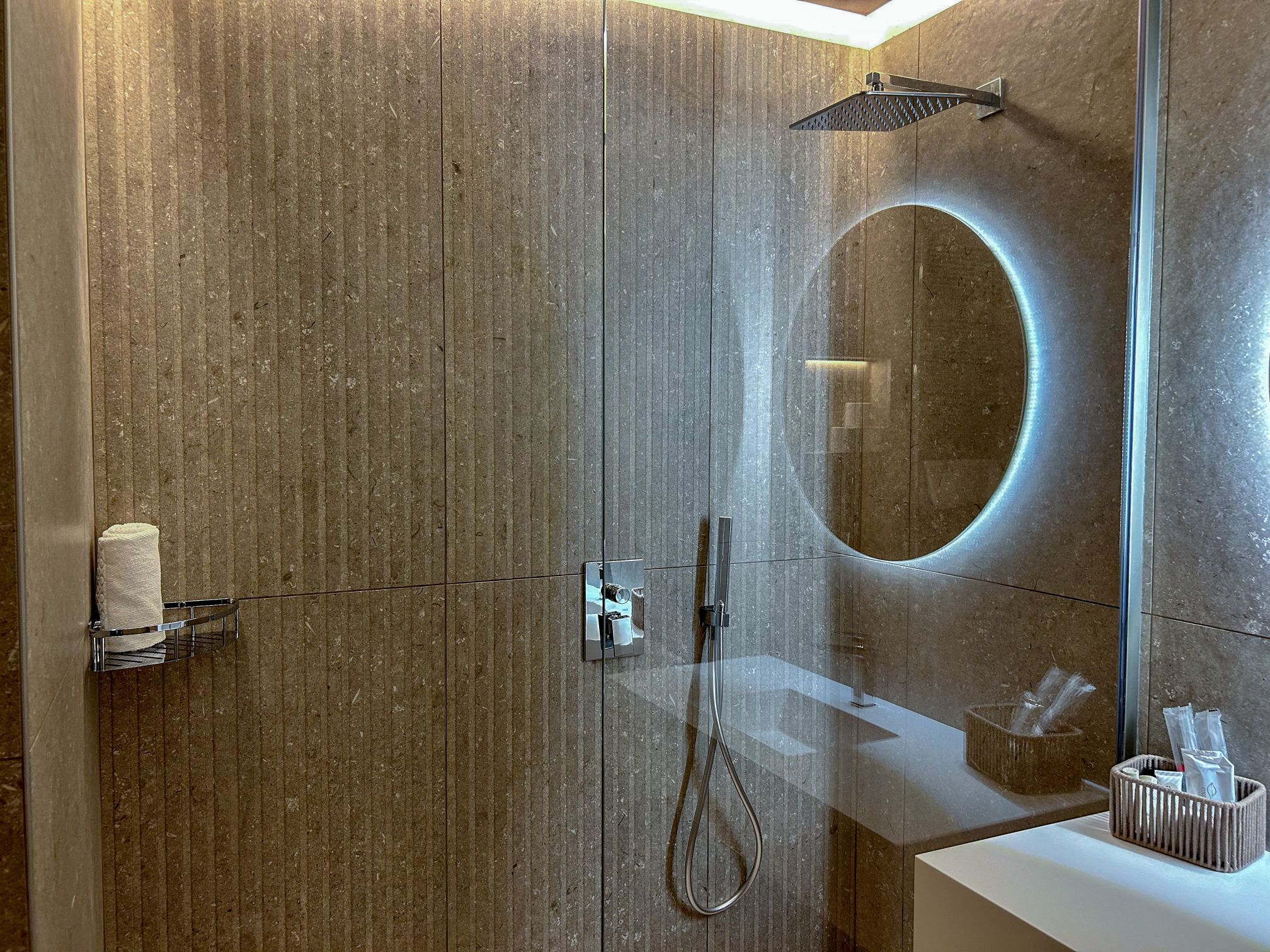 Hotel Alevic Sirmione centro vicino terme