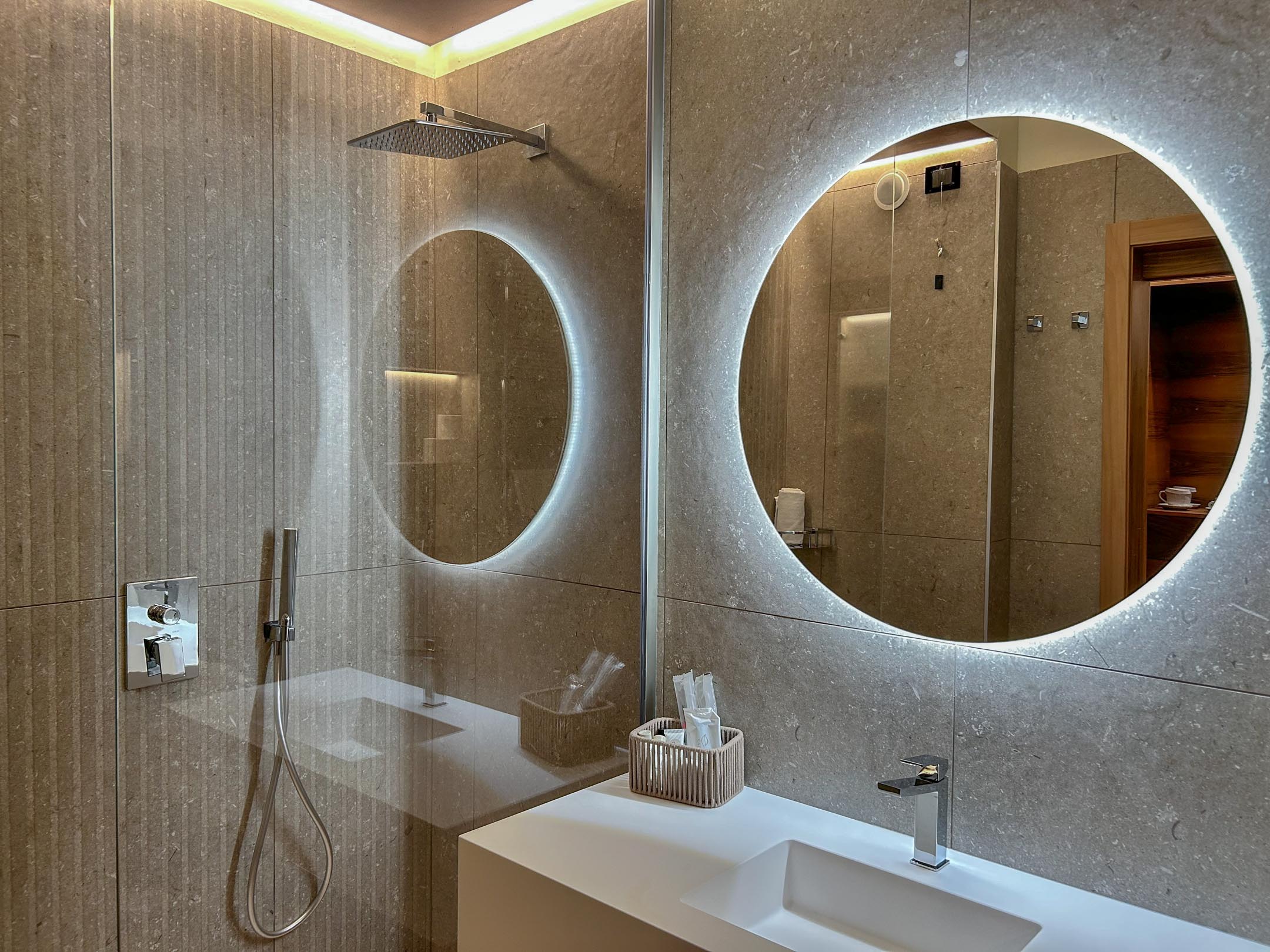 Hotel Alevic Sirmione centro vicino terme